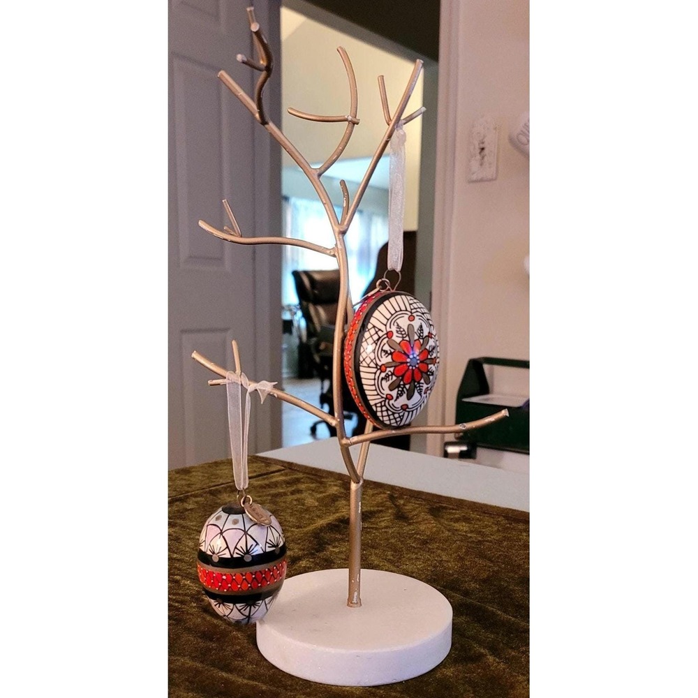 😎Vintage UNICEF Handmade Ukrainian Wood Egg Ornaments Traditional Folk‎ Art
